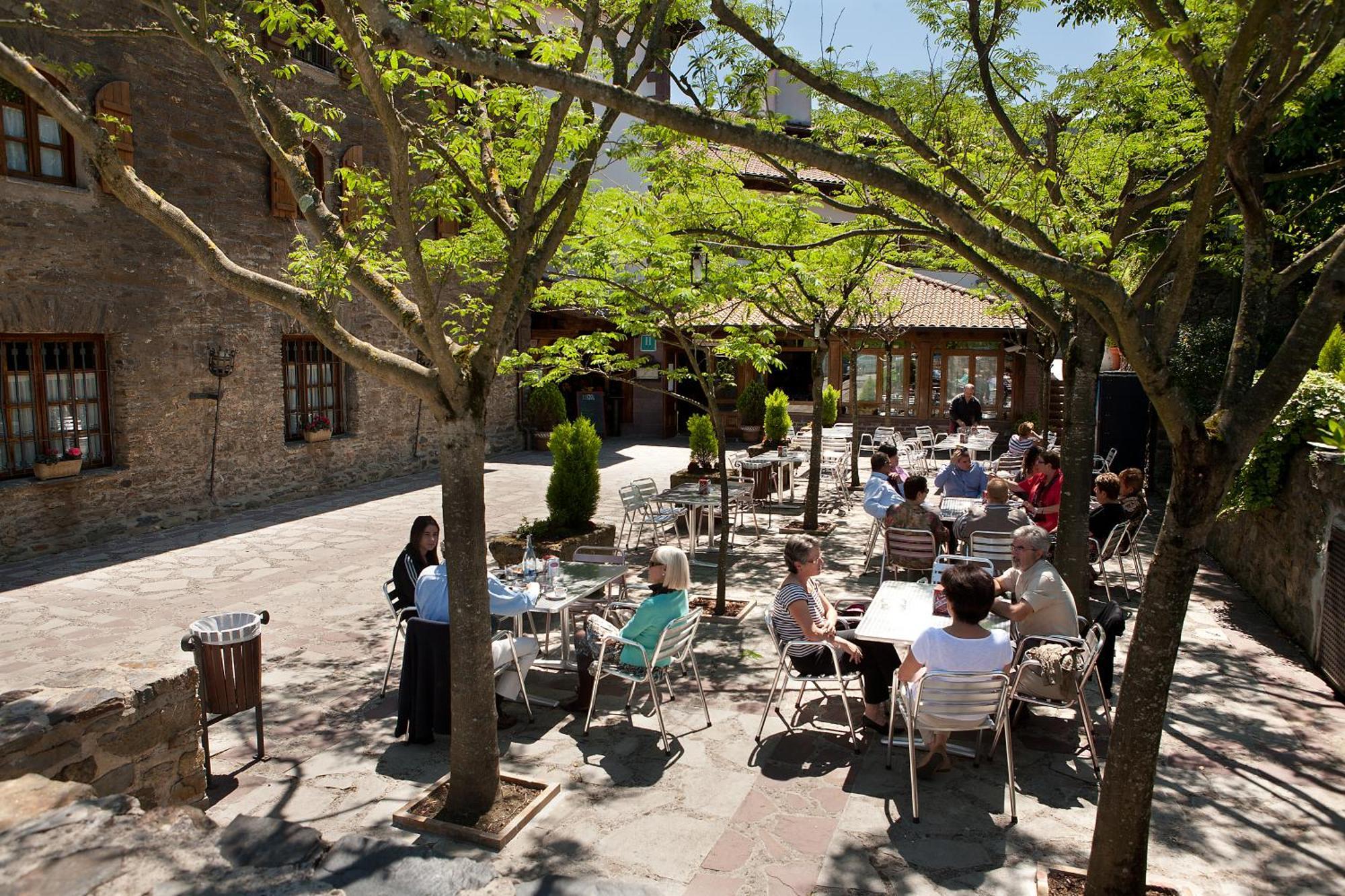 Hotel Venta De Etxalar Dış mekan fotoğraf