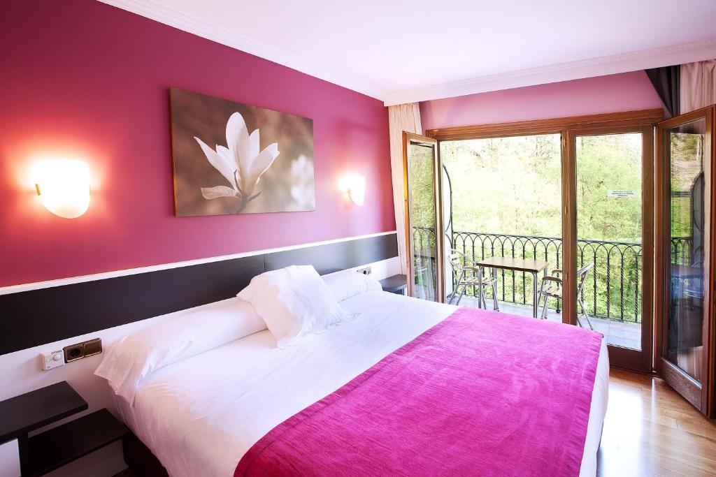 Hotel Venta De Etxalar Dış mekan fotoğraf